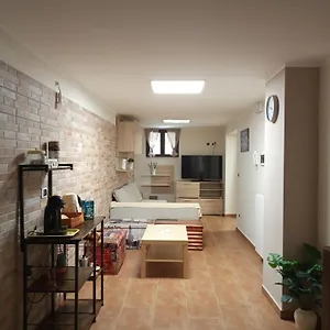 Casa Alessia Aeroporto di Catania Fontana Rossa